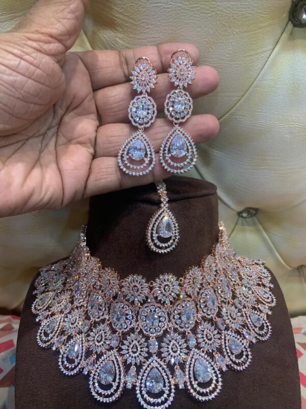 Jewellery - Image 13