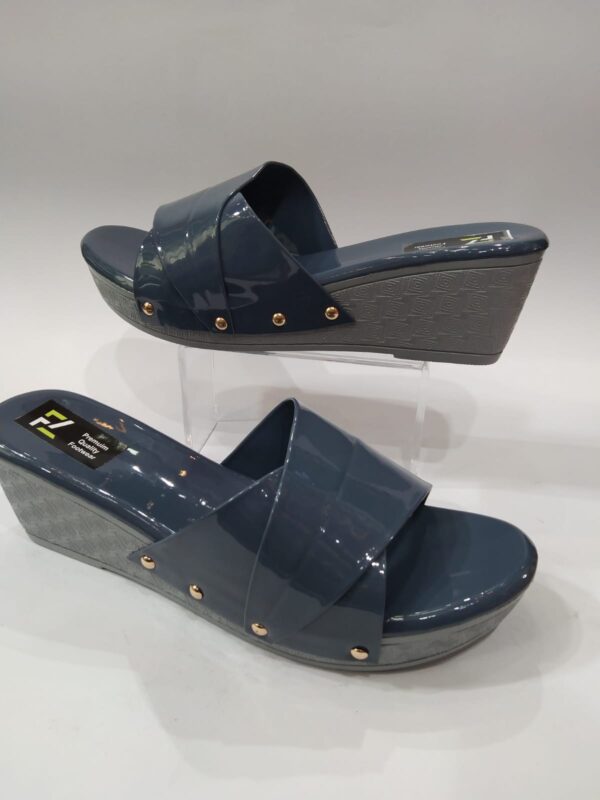 Ladies Shoes - Image 14