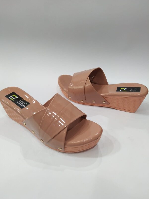 Ladies Shoes - Image 12