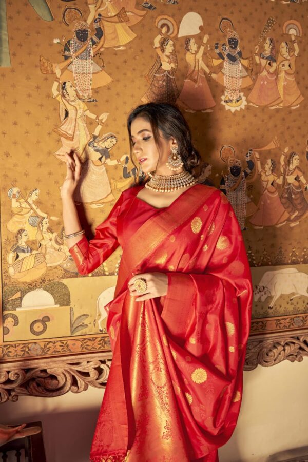 Saree - Image 8